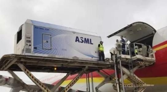 荷蘭光刻機(jī)巨頭ASML再升級(jí)，與無(wú)錫合作擴(kuò)建光刻機(jī)設(shè)備技術(shù)服務(wù)基地